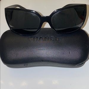 CHANEL sunglasses